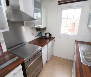 2 bedroom maisonette to rent - Photo 6