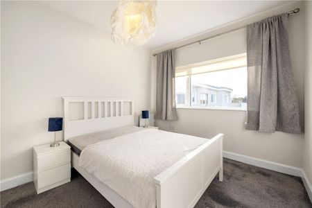 13 Cambria, De Vesci Court, Dun Laoghaire, Co. Dublin - Photo 2