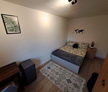 Room in a Shared House, Ettrick St, E14 - Photo 5