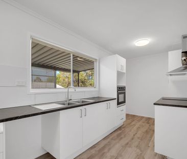 Perfect Family Home! - Photo 5