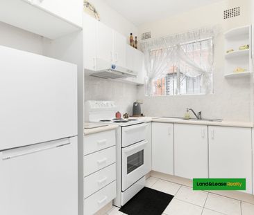 Two bedroom With Garage Unit for rent at Lakemba - Photo 4