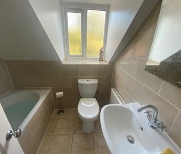 2 bedroom House To Let - Photo 6