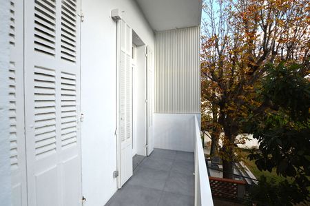 Appartement 3 pièces 49m2 MARSEILLE 12EME 1 080 euros - Photo 2