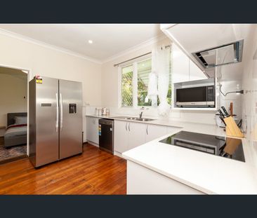 17 Stepney Road, Armadale, WA 6112 - Photo 2