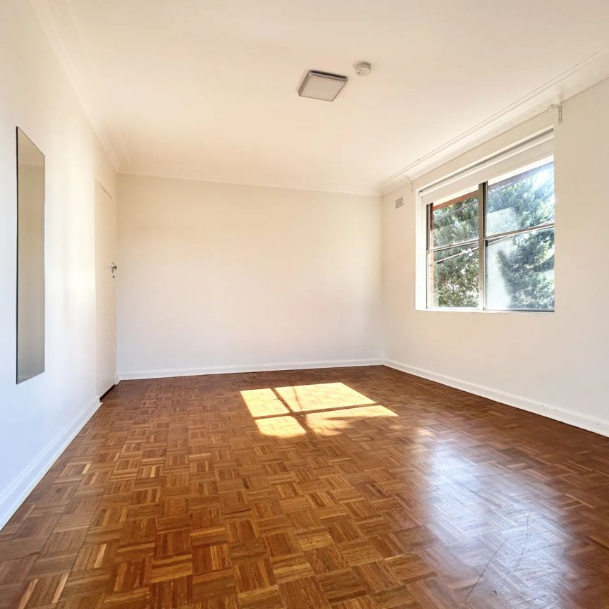 2/2 Centre Street, Redfern. - Photo 1