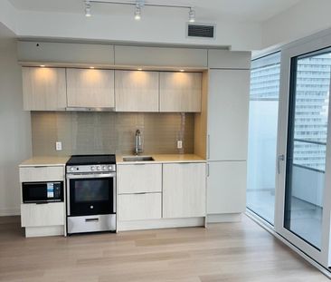For Lease - 448 Burnhamthorpe Road Unit# 2211, Mississauga, Ontario - Photo 3