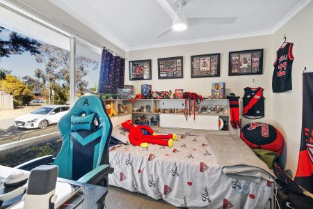 Classic 3 bedroom home, located in Darley - Photo 5