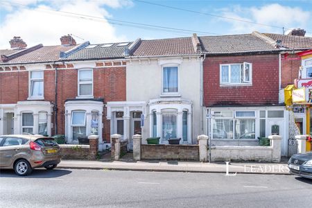 3 bedroom house to rent Fawcett Road, Southsea, Hampshire, PO4 - Photo 2