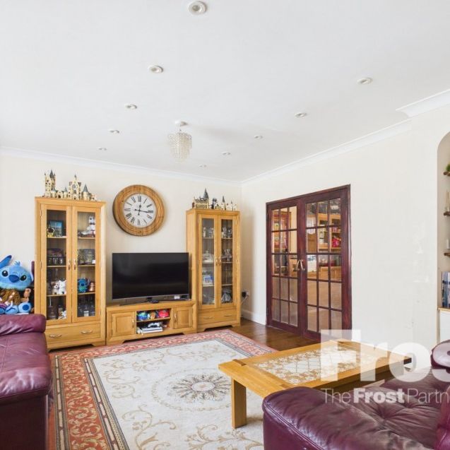 Princes Road, Feltham,TW13 - Photo 1