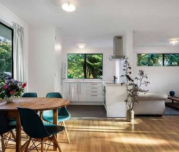 Delightful 2 Bedroom Home - Photo 3