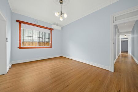 162 Mount Street, Coogee NSW 2034 - House For Rent | Domain - Photo 2