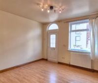 2 BEDROOM House - Mid Terrace - Photo 5