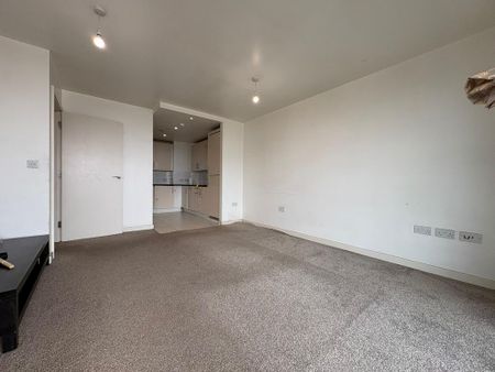2 bedroom flat to rent - Photo 3