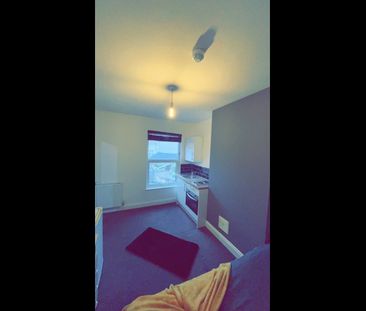 Room in a Shared House, Fishponds, BS16 - Photo 4