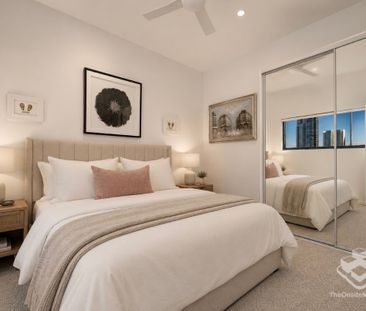 Waterfront Living Opposite Pacific Fair with Two Car Spaces - Photo 4
