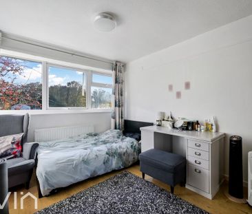 4 bedroom terraced house to rent - Photo 5