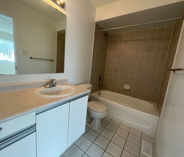 For Lease - 9 Fairglen Avenue Unit# 4, Brampton, Ontario - Photo 1