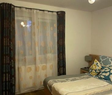 Übernahme der Einbauküche möglich - 2-Zimmer-Wohnung mit Balkon und... - Foto 1