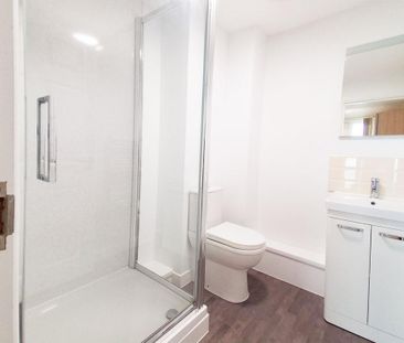 3 bedroom apartment to rent - Photo 4