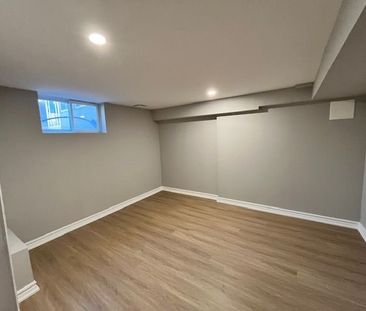 For Lease - 229 Church Street, Markham, Ontario - Photo 5