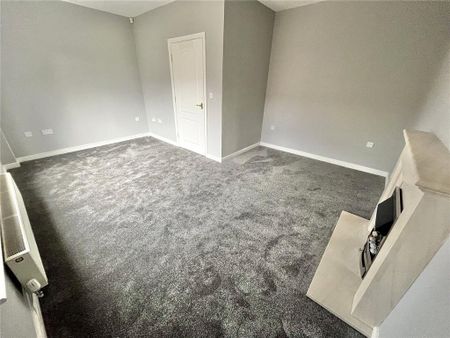 3 bedroom end of terrace house to rent - Photo 4