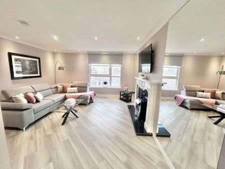 3 Bed Penthouse, New Century House, AB11 - Photo 3