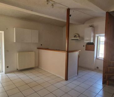 Location Appartement 4 pièces 60m² CHOMERAC 07210 - Photo 2