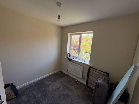 3 bedroom terraced house to rent - Photo 3