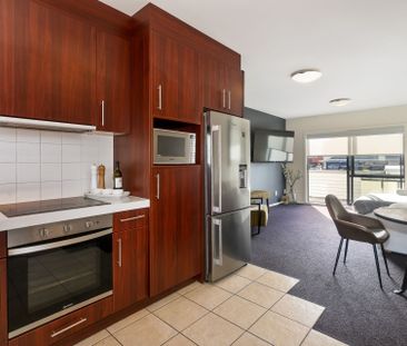 two-bedroom apartment - Photo 4