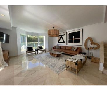 Luxury House for rent in Nueva Andalucia, Andalusia - Photo 1