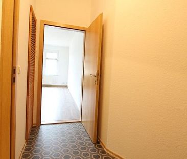 Helle 2-Raum-Wohnung in Aue zu vermieten - Foto 2