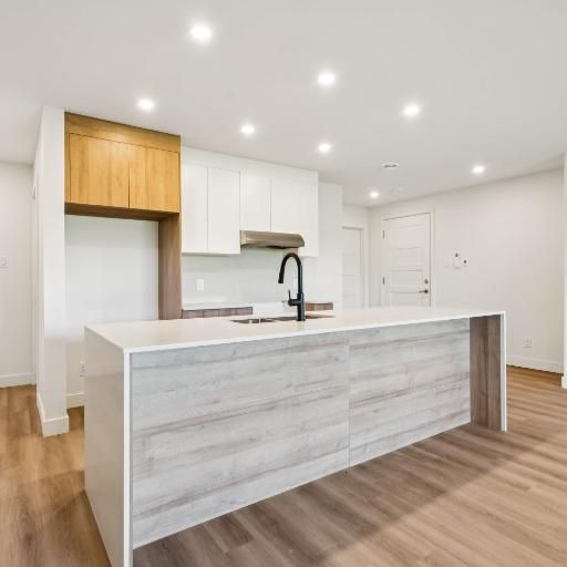 3 CH - 1 SDB - Huntingdon - $1,350 /mo - Photo 1