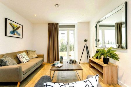 AVAILABLE NOV 25TH | TWO BEDROOM 2 BATHROOM APARTMENT AT ALLEGRO LIVING | BLEND OF COMFORT AND CONVENIENCE | PARKING AVAILABLE | PRIME LOCATION | 24-HOUR CONCIERGE | RESIDENTS GYM - Photo 3