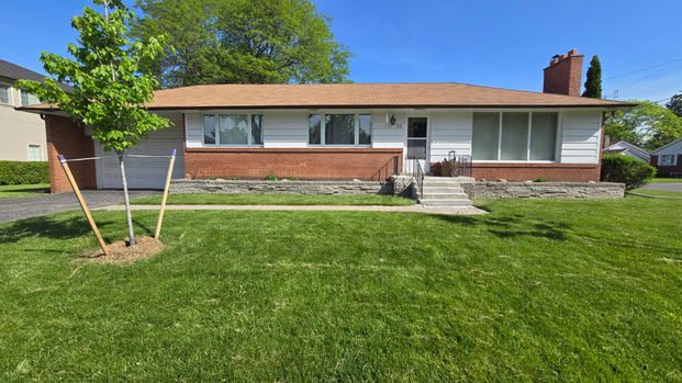 For Lease - 26 Leland Avenue, Toronto, Ontario - Photo 1