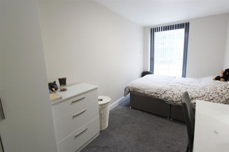 Victoria House, Leeds City Centre, LS7 1DL - Photo 4