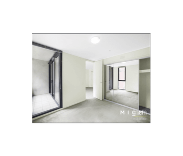 Stylish One-Bedroom Apartment in the CBD - Photo 2