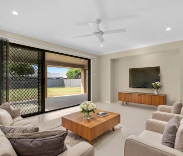 4 Bedroom Home - Photo 2