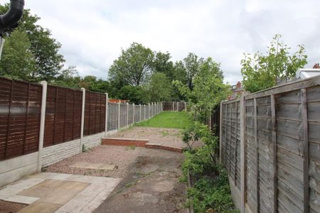 3 bedroom semi-detached house to rent - Photo 3