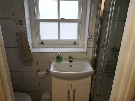 1 Bed Flat, Ford Close, E3 - Photo 4