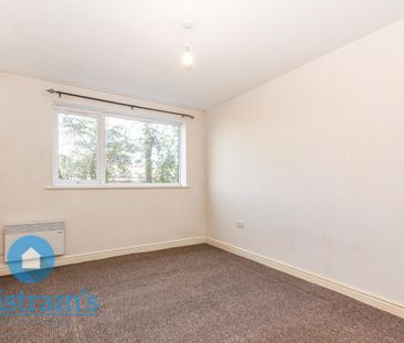 2 bed Apartment for Rent - Photo 2