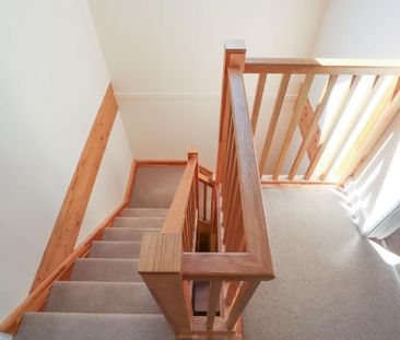 4 bedroom detached house to rent - Photo 2