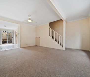 9/15 DAISY HILL ROAD,DAISY HILL - Photo 2