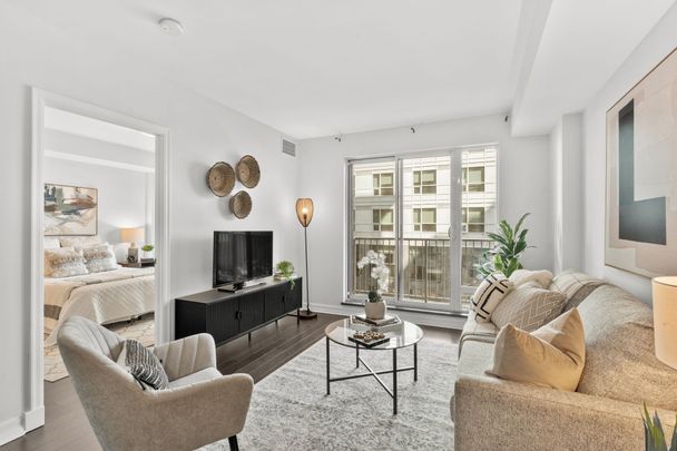 For Lease - 200 Besserer Street Unit# 309, Lower Town - Sandy Hill, Ontario - Photo 1