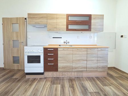 Pronájem bytu 1+1 51 m² - Photo 3