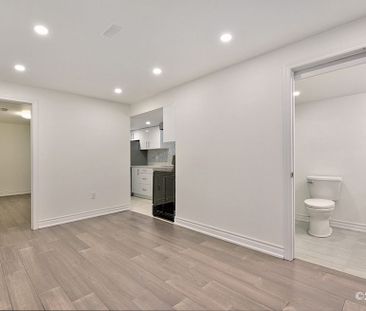 For Lease - 17 Elderslie Crescent, Vaughan, Ontario - Photo 4