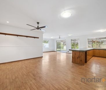 Family Life in Full Swing! - Photo 2