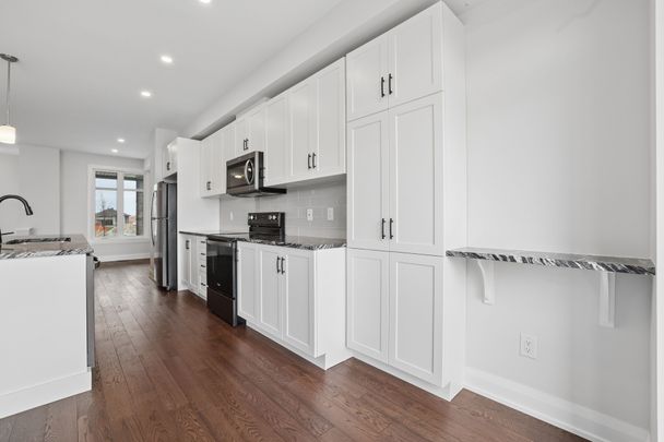 For Lease - 734 Ploughman Place, Stittsville - Munster - Richmond, Ontario - Photo 1