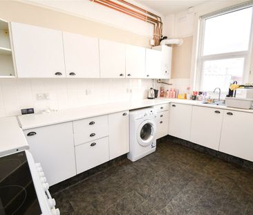 Wheatland Lane, CH44 7EQ, Wallasey - Photo 5