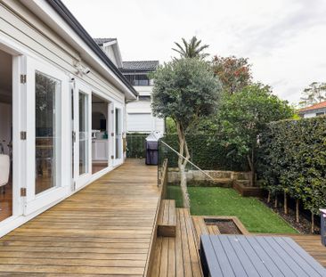 12 Ullathorne Street - Photo 2