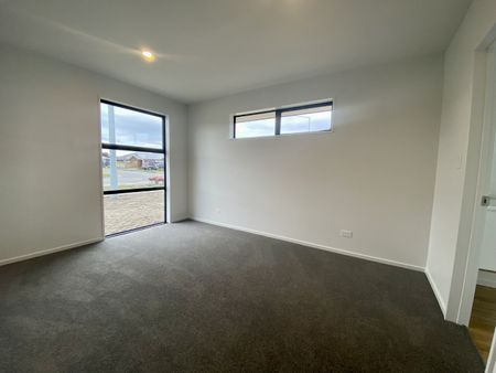 38 Blakes Road, Belfast - Photo 2